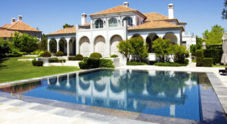 Villa for sale